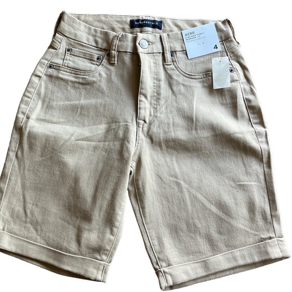 NWT Aeropostale high-rise curvy bermuda shorts 6 inch stretchy size 4 khaki - Picture 1 of 14